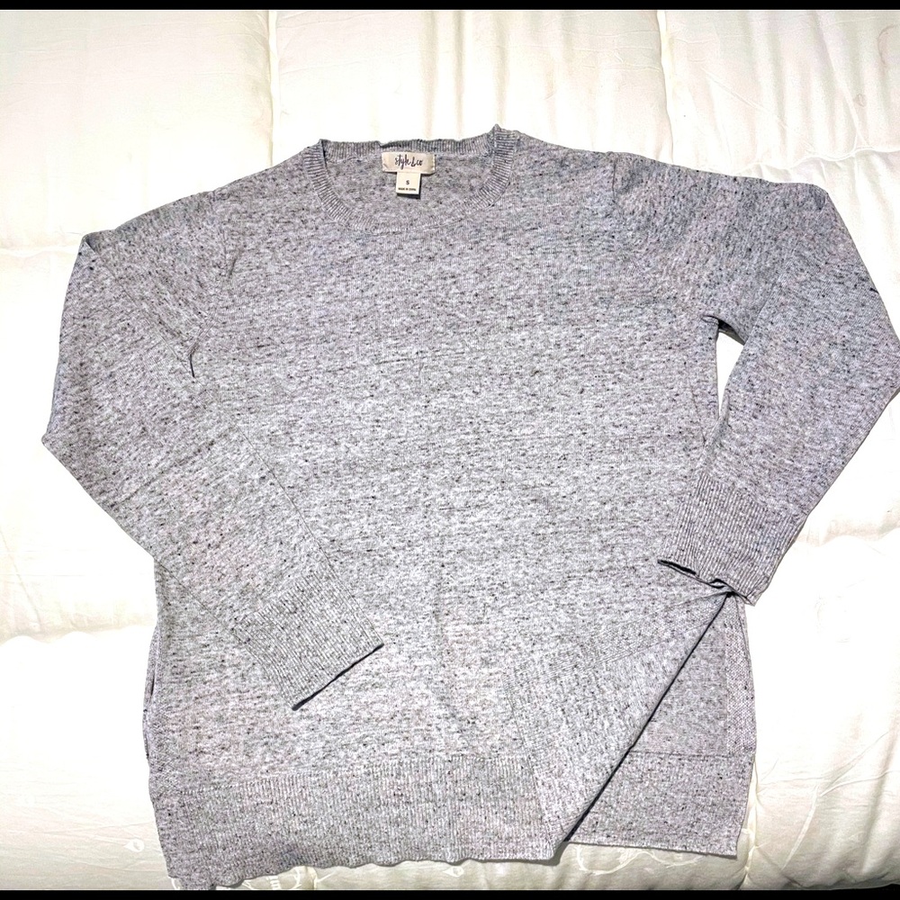 Style&Co gray and white heather crew neck.